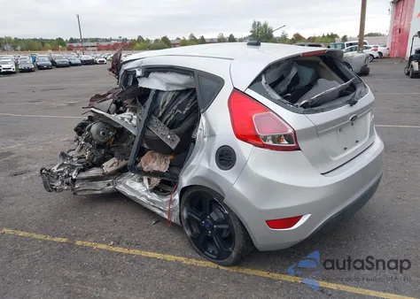 2015 Ford Fiesta S z USA, uszkodzony, nr VIN 3FADP4TJ8FM204064